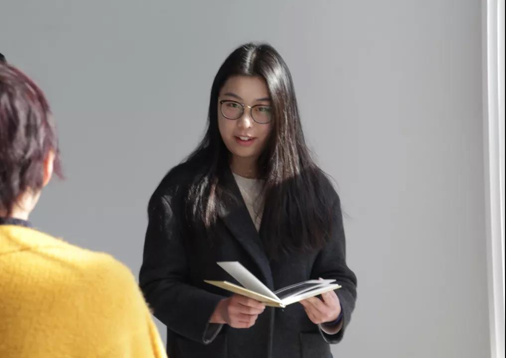 學(xué)習(xí)如何向大眾表達(dá)自己