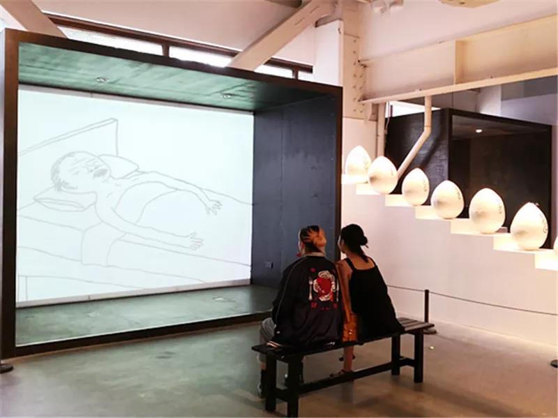 參觀“亂了亂了 大衛(wèi) · 史瑞格里展”