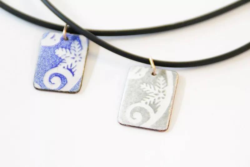 13: 30  考生家長體驗(yàn)琺瑯制作