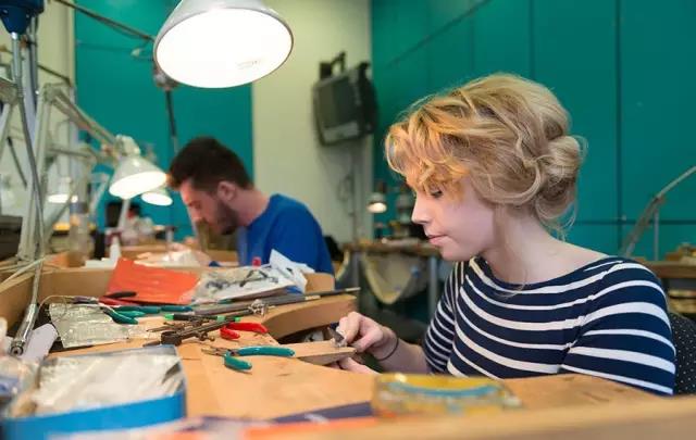 學(xué)生工作室