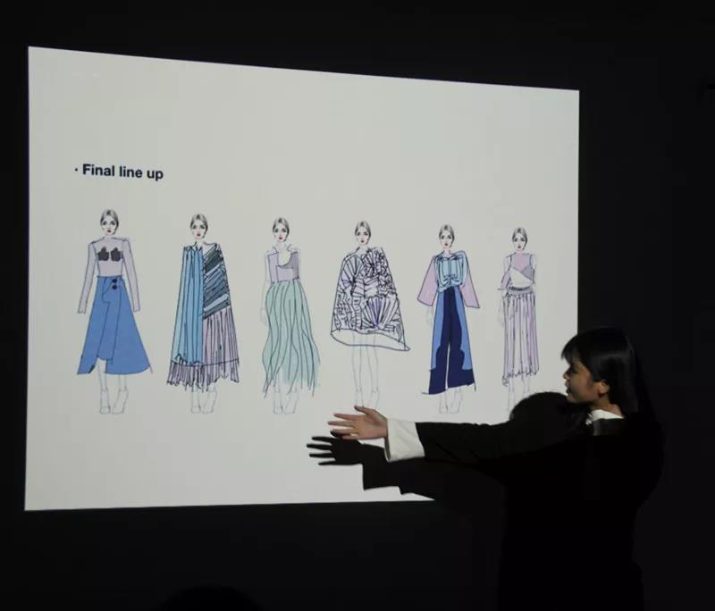 學生進行作品演講&回答考官提問