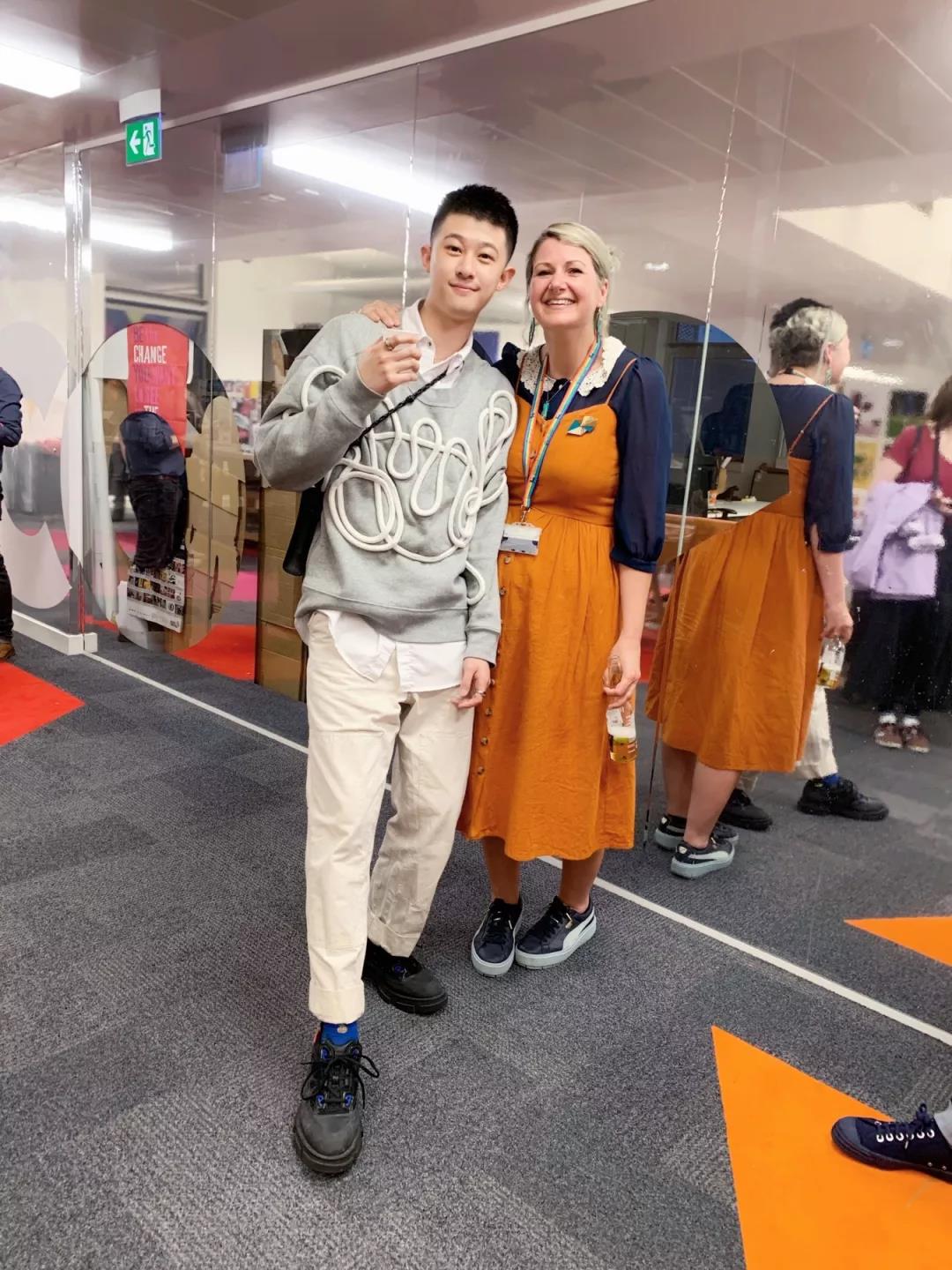 Dragon與BCU導(dǎo)師Helen