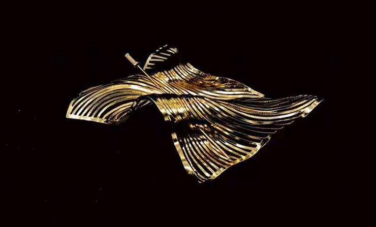 對于首飾設(shè)計(jì)的精度和對細(xì)節(jié)的關(guān)注