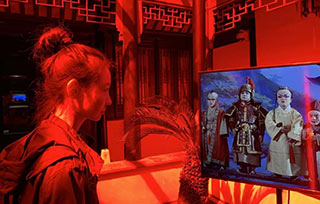 預(yù)科開(kāi)學(xué)第一課 | 美術(shù)館、旅游大巴、微信群，藝術(shù)課無(wú)處不在！