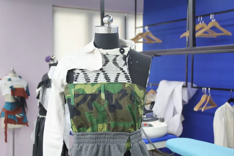 課堂:服裝設(shè)計(jì)通識(shí)課-舊衣改造時(shí)裝Show