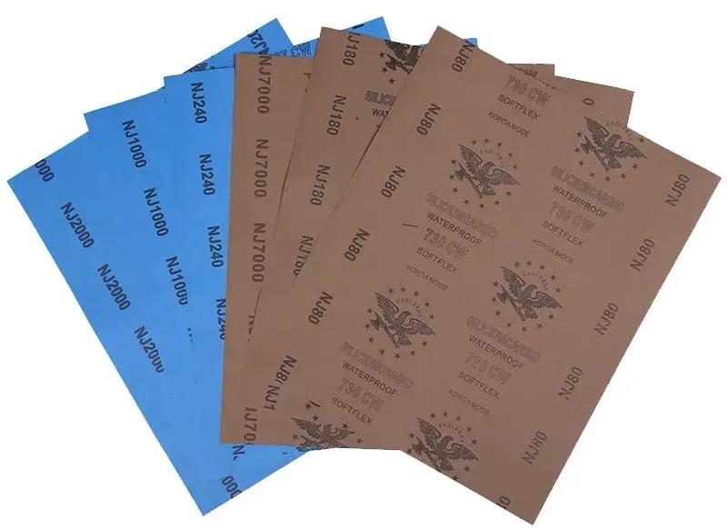 不同目數(shù)的砂紙顏色和粗糙度也不同