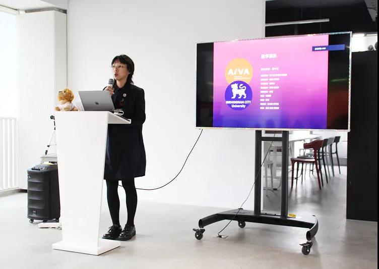 教學(xué)主管楊子易講話