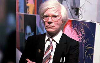 這個安迪·沃霍爾同款，不是條紋衫，而是“藤校敲門磚”