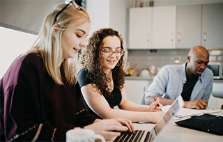 藝術(shù)留學(xué)新趨勢：多國聯(lián)申+STEM突圍，美國政策變局下的破局指南